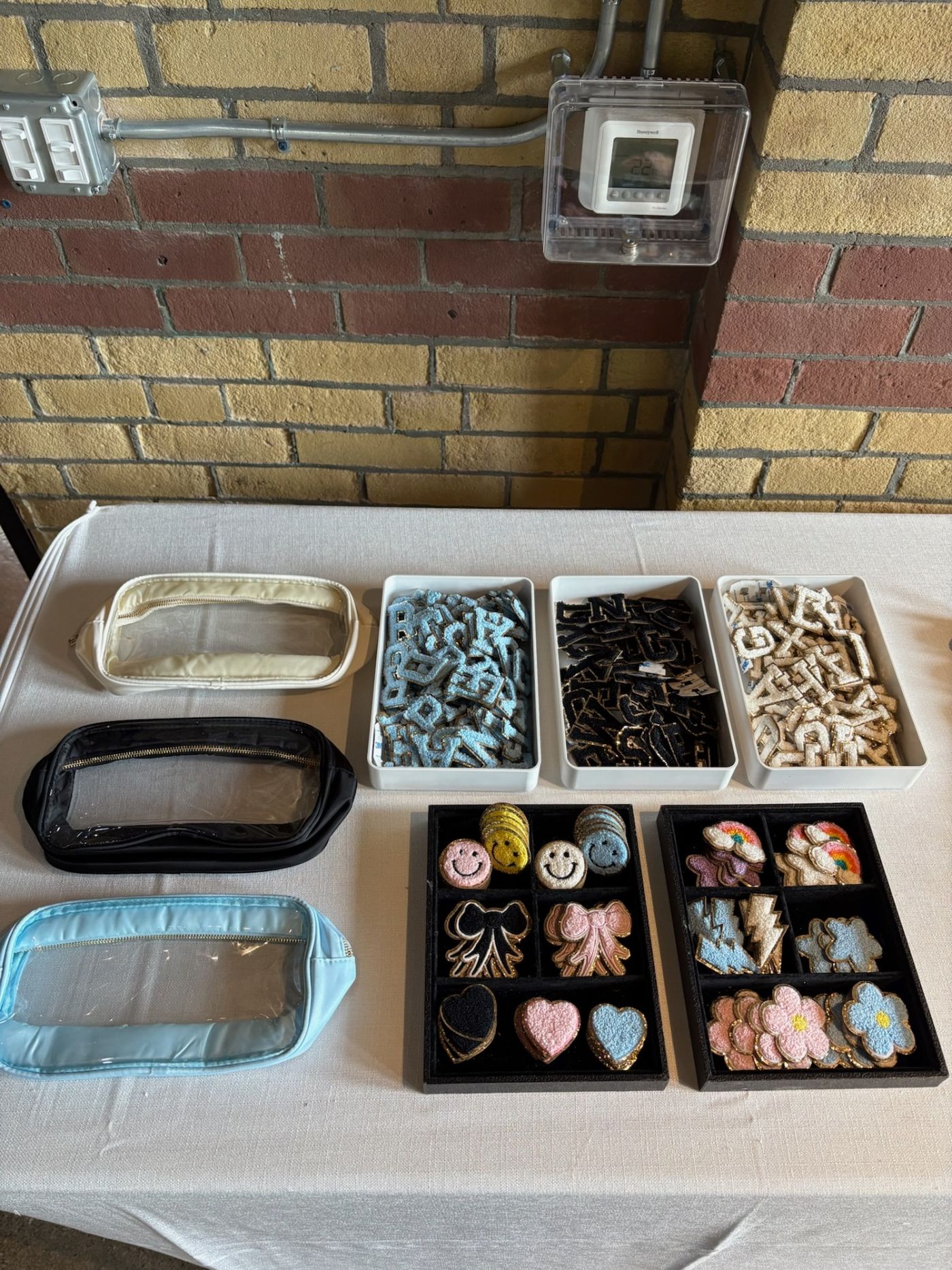 Jewelry Favor Bar